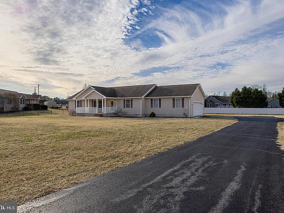 2nd image of 6134 Old Shawnee Rd