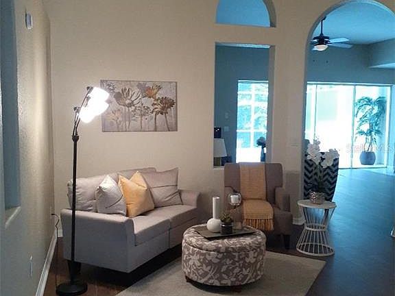 3rd image of 27741 Kirkwood Cir