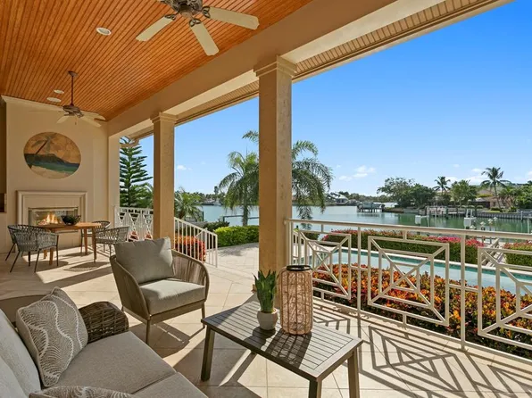 8050 12TH AVENUE S, ST PETERSBURG, FL 33707