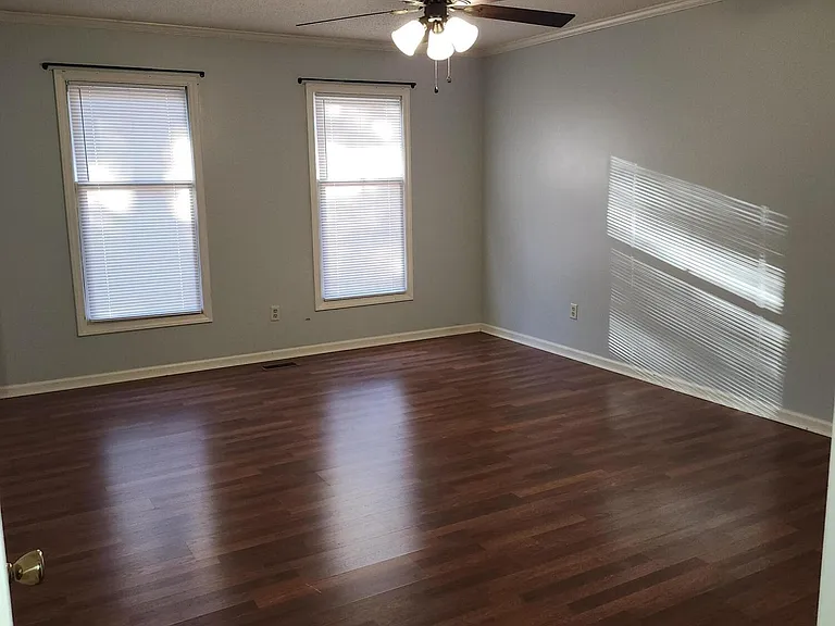 220 Juniper Creek Blvd — Photo 5