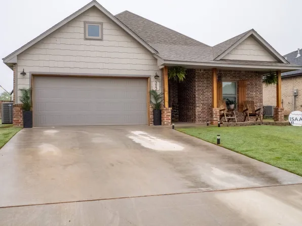 212 NW Sandstone Ave, Cache, OK 73527