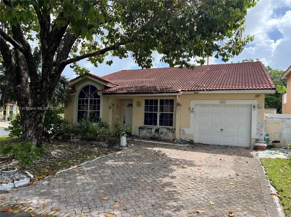 10831 SW 152nd Ct, Miami, FL 33196