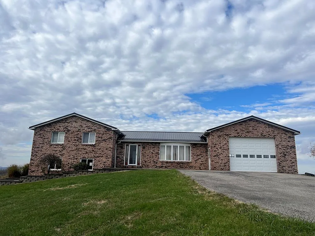 252 Kansas Ridge Lane photo 1