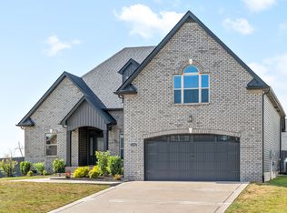 1332 Apple Blossom Rd, Clarksville, TN 37042