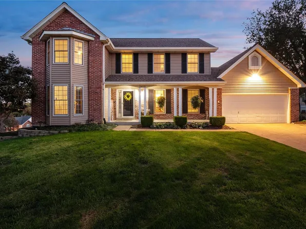 16610 Green Needle Ct, Ballwin, MO 63011