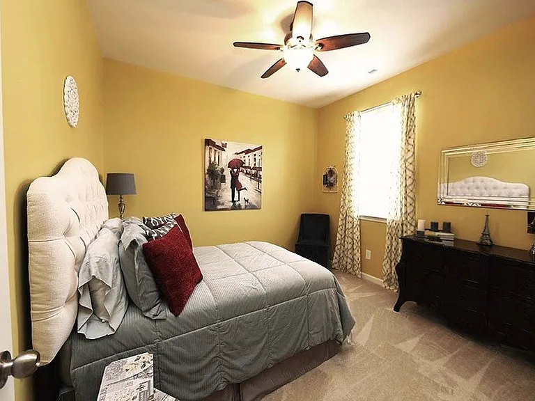 345 Scotlow Way — Photo 5