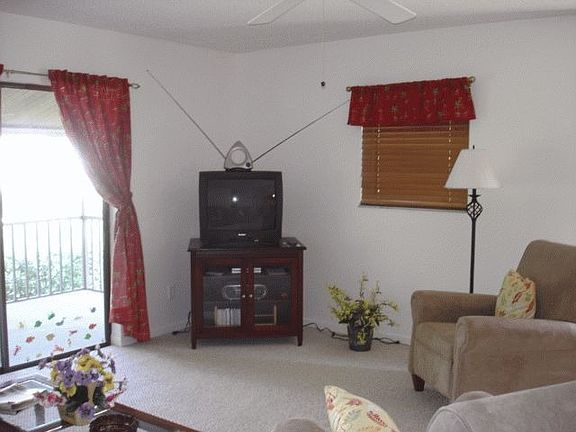 4th image of 1400 Tarpon Woods Blvd APT D1