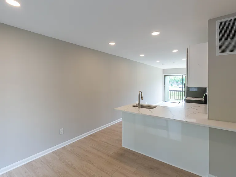 7914 Towerbell Ct — Photo 11