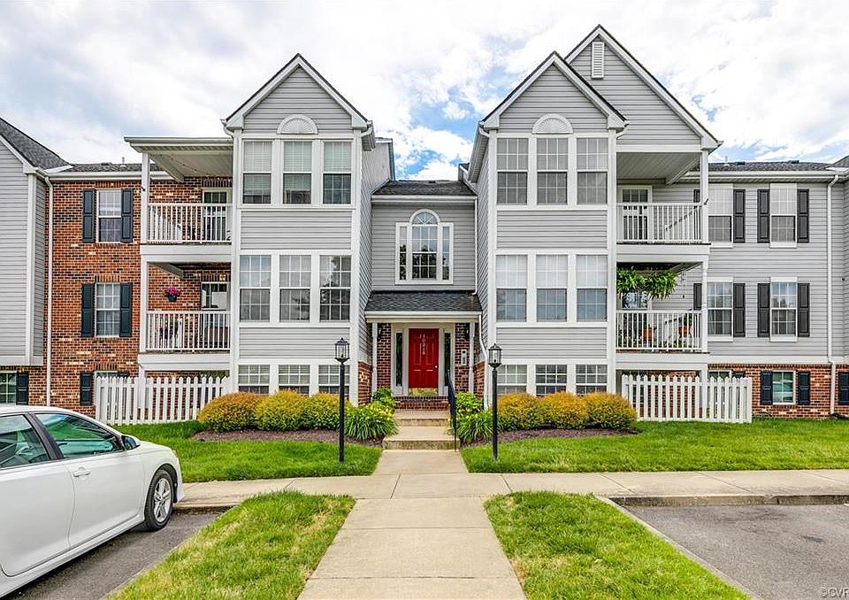 1st image of 10216 Wolfe Manor Ct #209