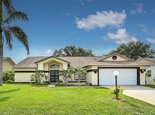 890 Charlemagne Blvd, Naples, FL 34112
