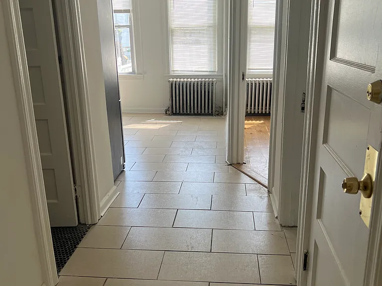 44 E 31st St #1 — Photo 11
