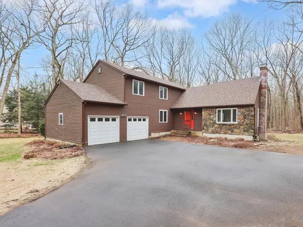 24 Shanda Lane, Tolland, CT 06084