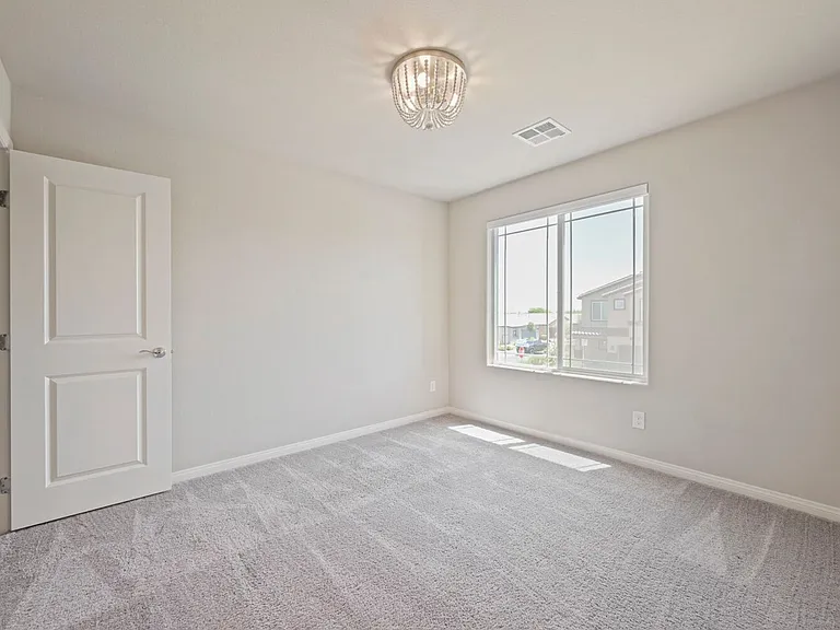 3752 Berenices Ave — Photo 16
