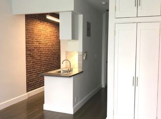 242 E 83rd St #B3, New York, NY 10028