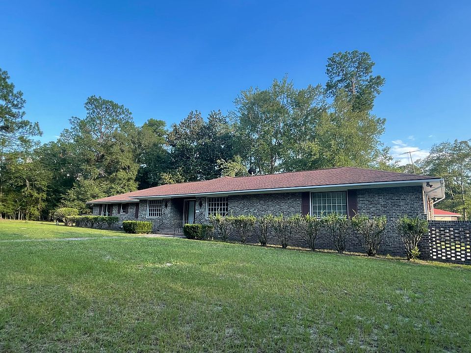 333 Jefferson Davis Ave, Walterboro, SC 29488 | Zillow