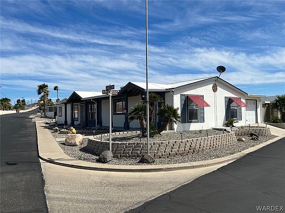 3rd image of 2960 Silver Creek Road #1
