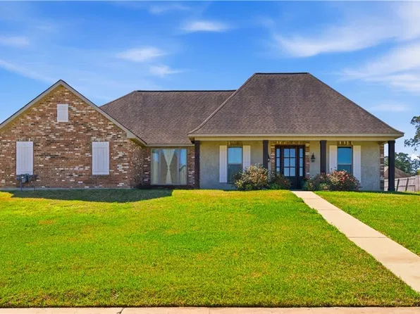 106 Saint Abigail Ln, Woodworth, LA 71485