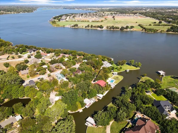 2315 Live Oak Cir, Granbury, TX 76048