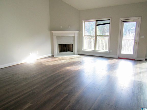 2nd image of 5100 Meadow Lake Trl