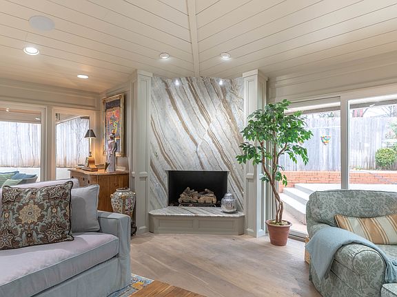 Natural Quartz Fireplace