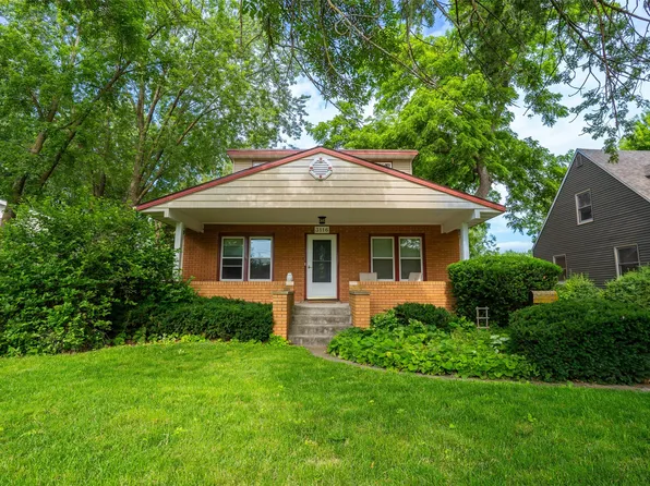 3116 52nd St, Des Moines, IA 50310