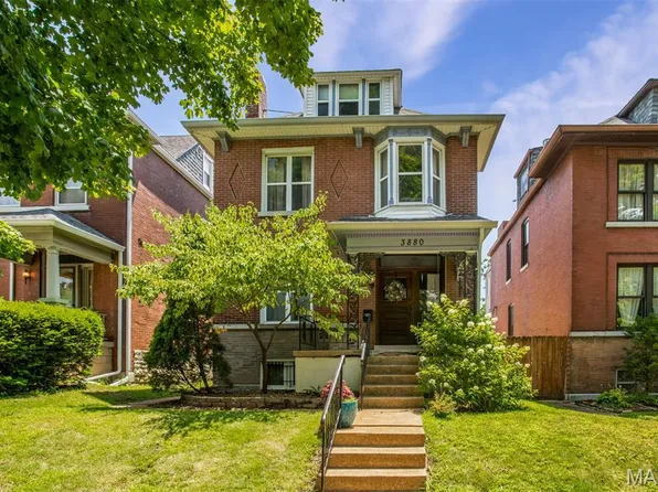 3880 Hartford St, Saint Louis, MO 63116