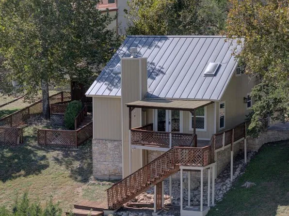 108 Debra Ln, Kerrville, TX 78024
