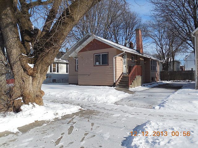 1st image of 419 N Poplar St