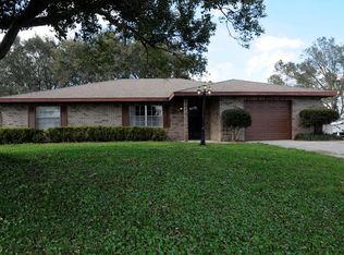902 N Union Cir, Deltona, FL 32725