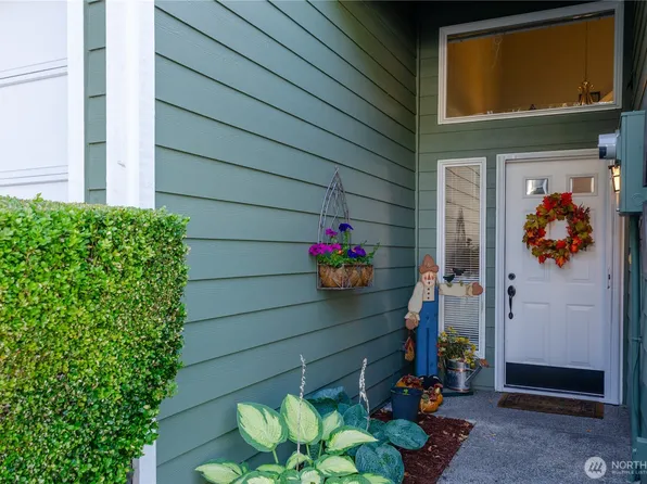 1404 32nd Street Ct NW, Gig Harbor, WA 98335