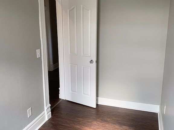 2nd image of 360 E Walnut St APT 3