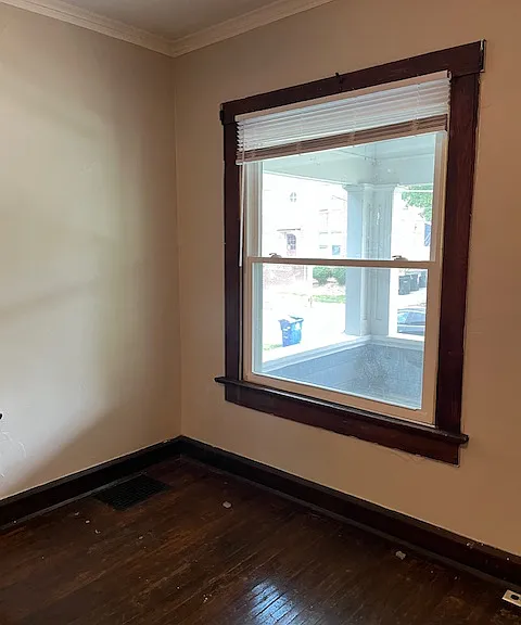 393 E Maynard Ave — Photo 6
