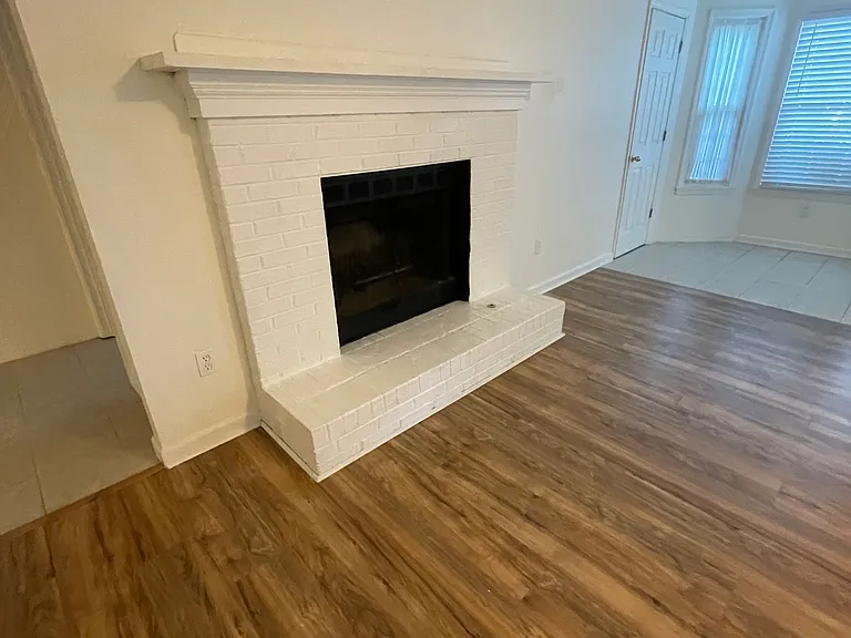 2131 Hutton Dr — Photo 15