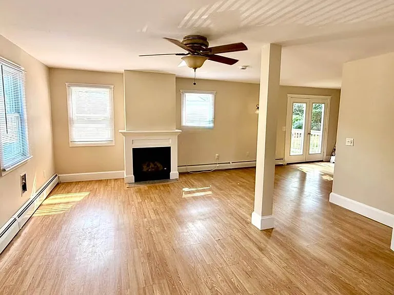 31 Peachtree Rd — Photo 5