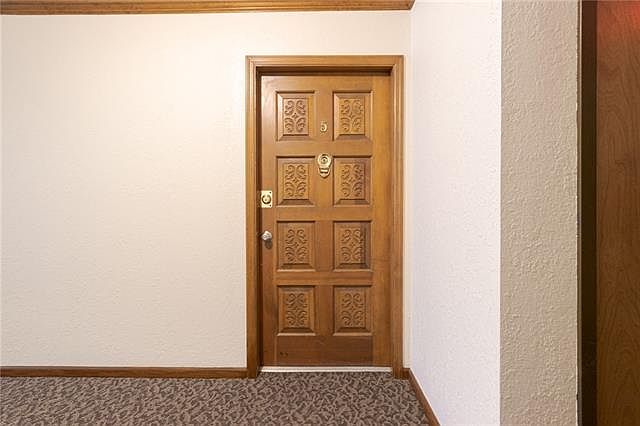 1st image of 4515 Headwood Dr APT 5