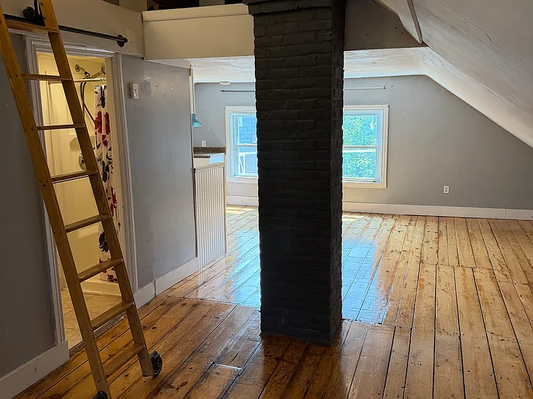 76 Locust St #3 — Photo 8