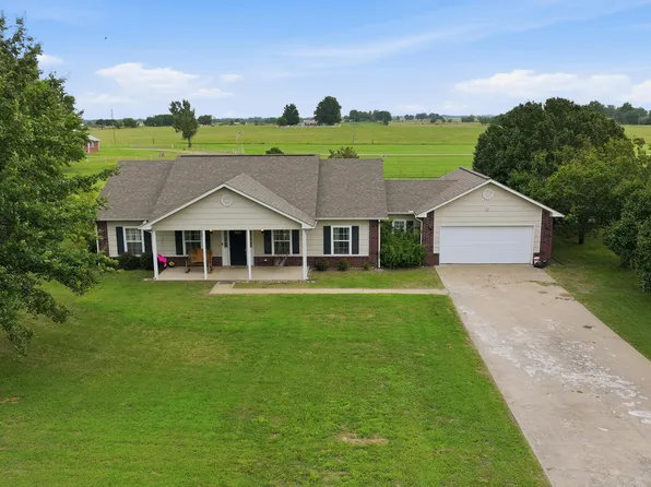 236 W Galen Ln, Vinita, OK 74301