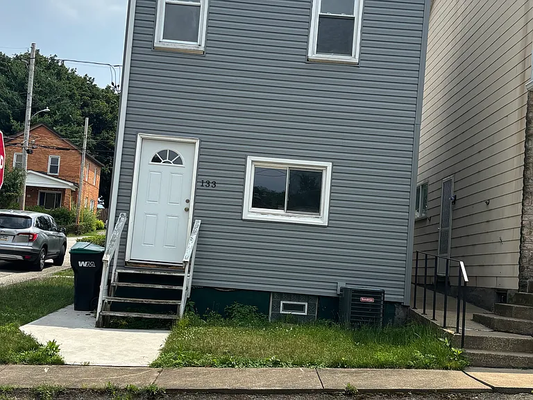 133 Wood St — Photo 8