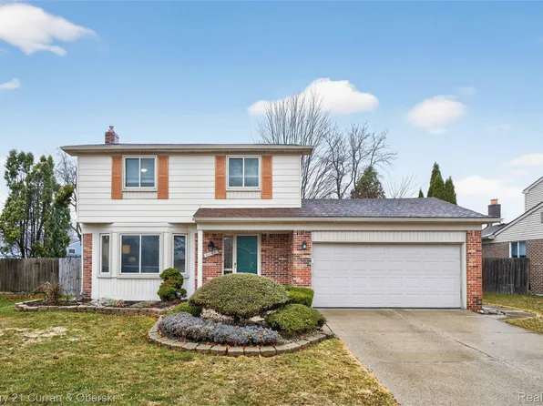 41183 Beechwood St, Clinton Township, MI 48038