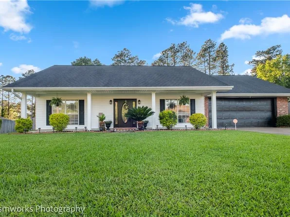130 Pinewood Ave, Pineville, LA 71360
