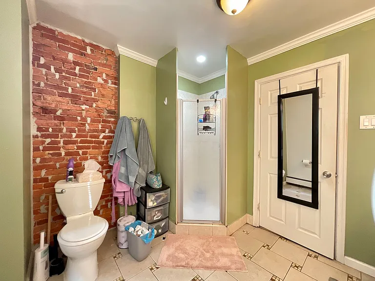 416 N 31st St — Photo 19