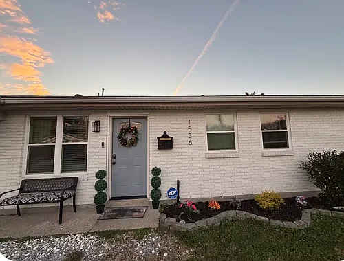 1536 Redwood Dr Photo 1