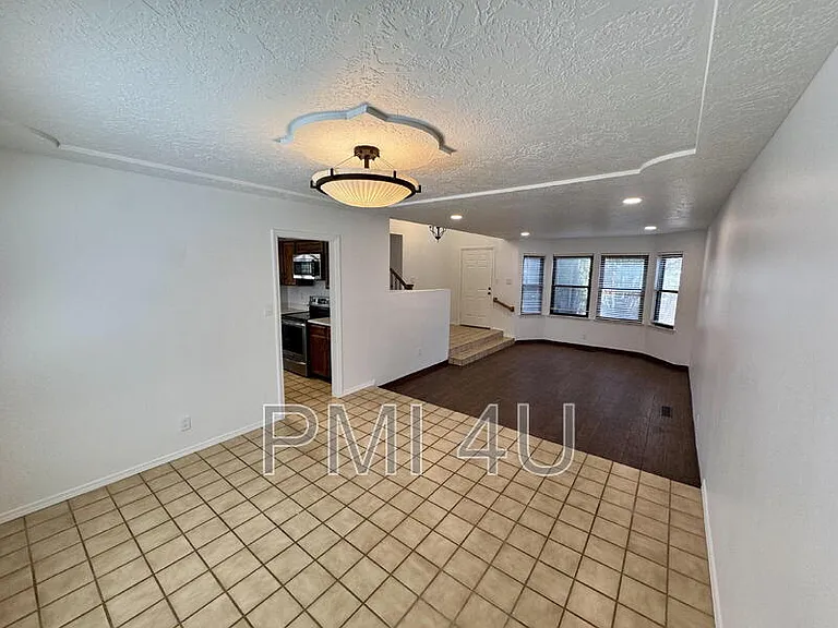 10412 La Paz Dr NW — Photo 7