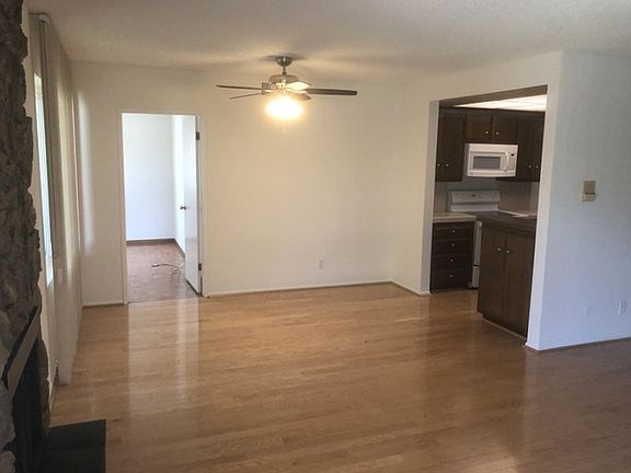 5th image of 1242 S Barrington Ave APT 307