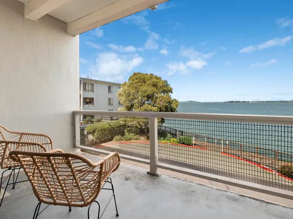 8 Captain Dr #E364, Emeryville, CA 94608