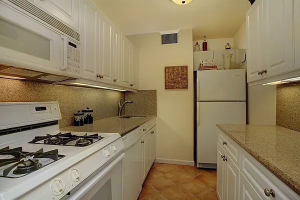 Sold by Corcoran | media 12