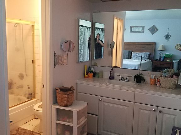 5th image of 7958 Mission Center Ct Unit B