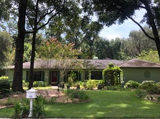 2225 NW 38th Dr, Gainesville, FL 32605