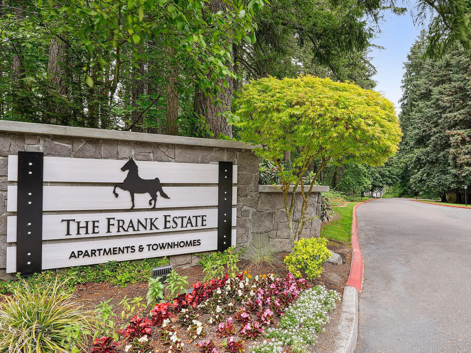 The Frank Estate — Photo 3