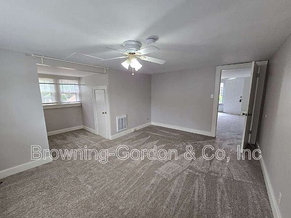 5th image of 2803 W Linden Ave #B